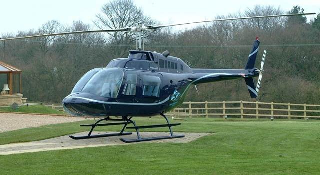 image of an helicopter representing one of Smat Chauffeur Services' service image of an helicopter representing one of Smat Chauffeur Services' service