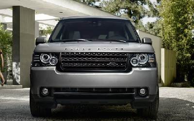 front view of a range rover vogue